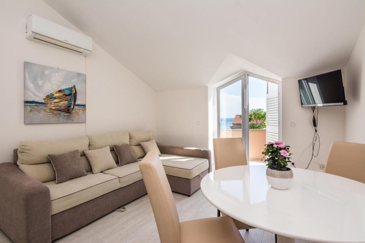 Apartments Medanic - Private Pool ปริฟลากา ภายนอก รูปภาพ