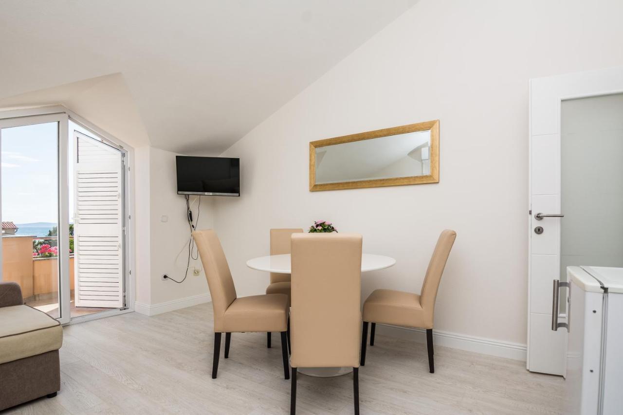 Apartments Medanic - Private Pool ปริฟลากา ภายนอก รูปภาพ
