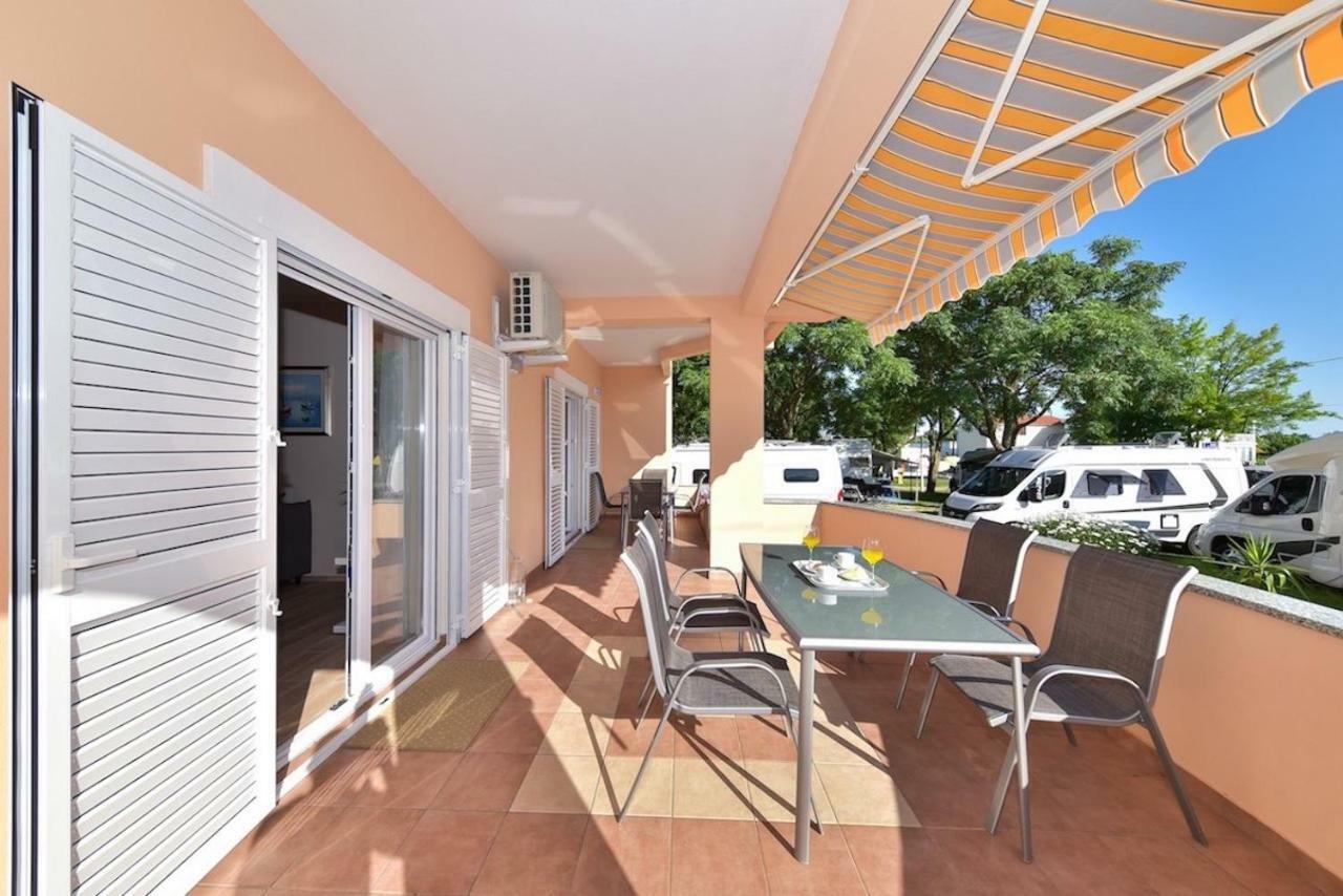 Apartments Medanic - Private Pool ปริฟลากา ภายนอก รูปภาพ